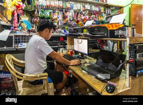 Pinoy computer shop jakol .